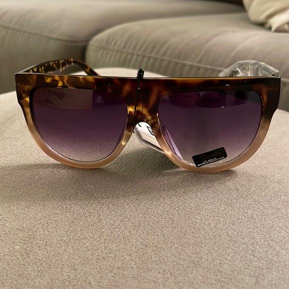 Celine Sunglasses Kim K - Picture 2 of 4